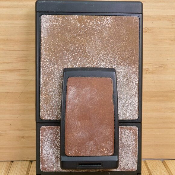 Vintage 70s Polaroid SX-70 Model 3 Land Camera, Black Body with Brown Leather - Picture 8 of 14